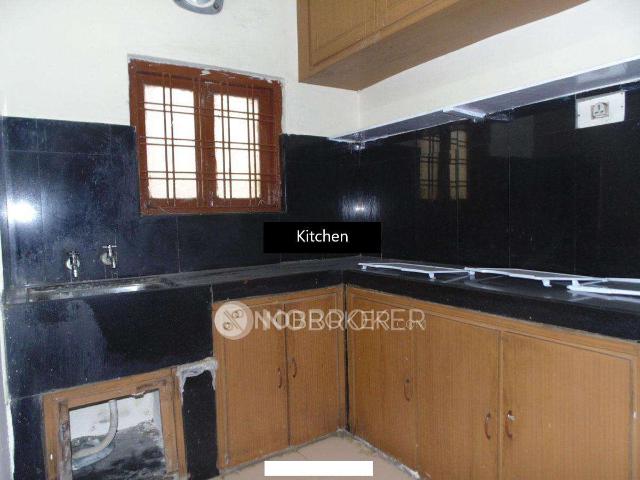 2 BHK Flat In Vahini Towers For Sale In Kukatpally