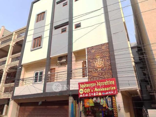 2 BHK Flat In Vashinavi Perfect Towers for Rent In Pragathi