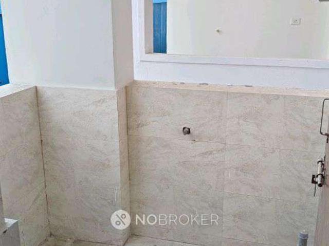 2 BHK Flat In Vasista Royal Heights For Sale In Gundlapocha