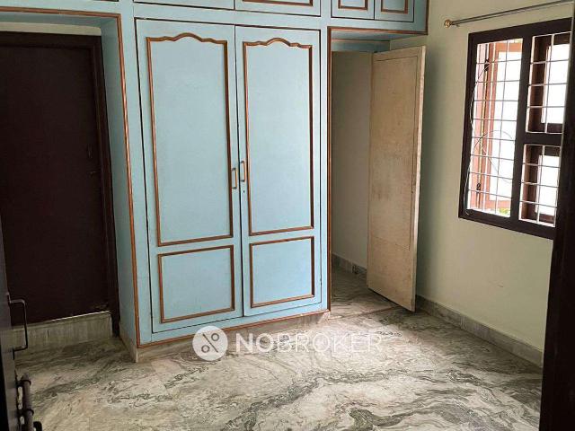2 BHK Flat In Veera Swamy Mansion For Sale In Amberpet