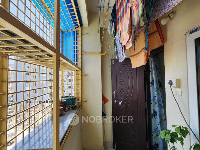 2 BHK Flat In Vekateswara Residency, Madhapur For Sale In C