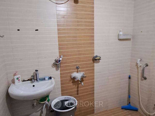 2 BHK Flat In Venkatesh Villa. Family & Only Female Bachelo