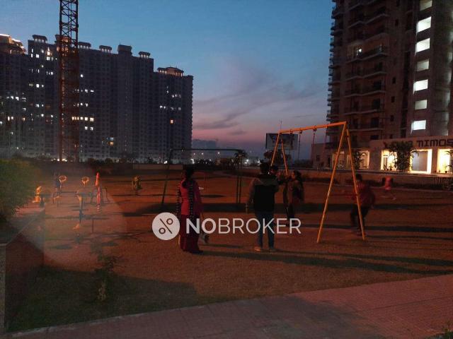 2 BHK Flat In Victoryone Amara For Sale In Sector 16