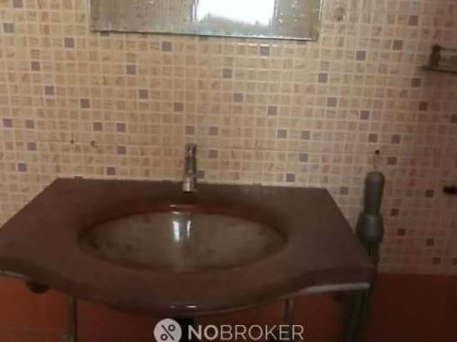 2 BHK Flat In Vinayak Apartment For Sale In Malad West