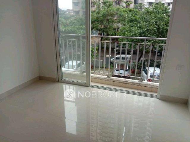 2 BHK Flat In Wadhwa Elite Solitaire, Kolshet Road for Rent In Thane West