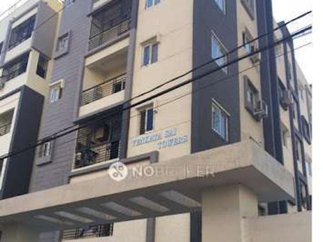 2 BHK Flat In Waheda Tower For Sale In Murad Nagar