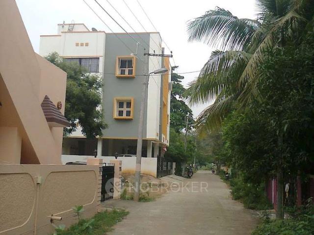 2 BHK Flat In Woodridge Apt For Sale In Gowriwakkam