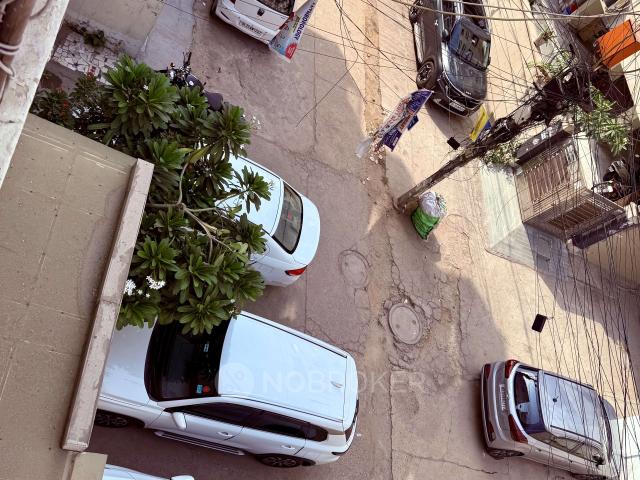 2 BHK Flat In Wp Block For Sale In Pitampura