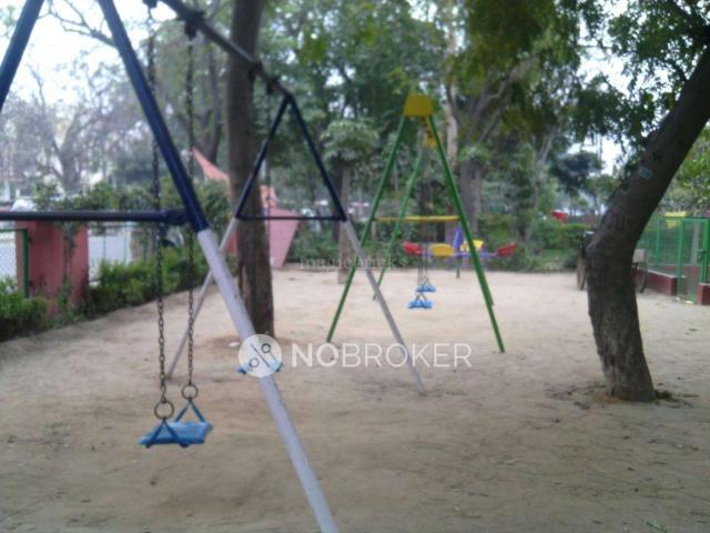 2 BHK Flat In Yadav House for Rent In Sector 46