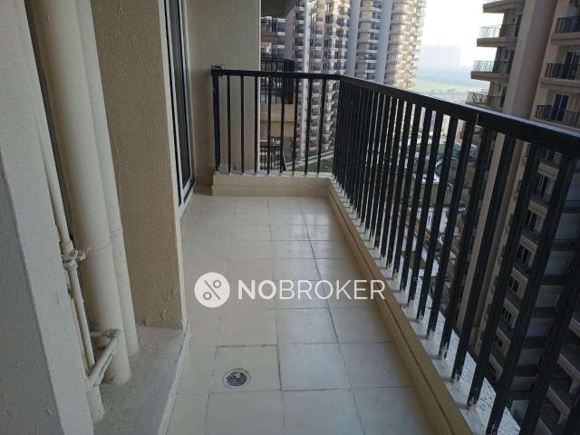 2 BHK Flat In 16th Parkview Gaur Yamuna City For Sale In Se