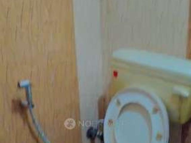 2 BHK Flat In 36 c For Sale In Govind Puri