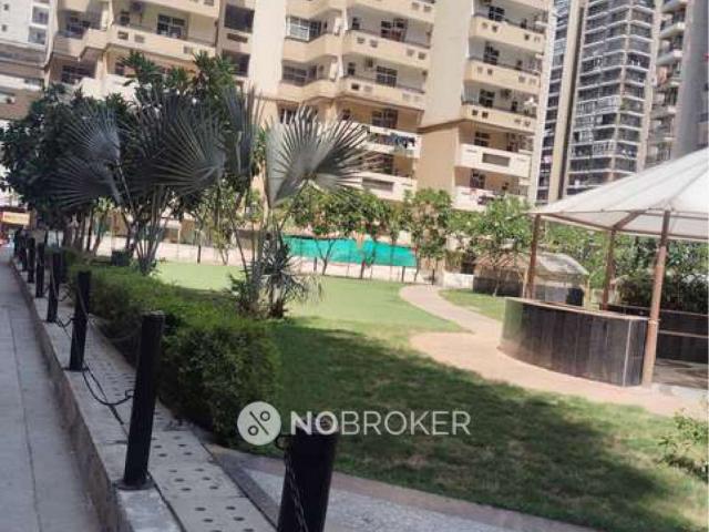 2 BHK Flat In 5th Avenue, Gaur City 1 for Rent In 5th Avenu