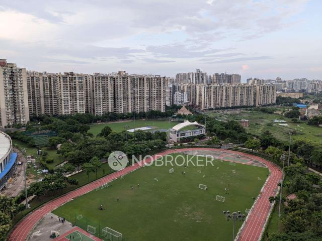 2 BHK Flat In 7th Avenue For Sale In Gaur City 1