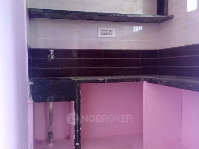 2 BHK House for Lease In 3j84+gg6, Amrutahalli, Bengaluru