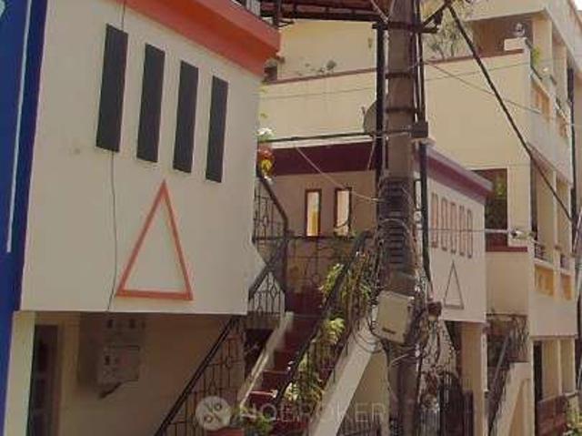 2 BHK House for Lease In 132, 14th Cross Rd, Vishveswaraya