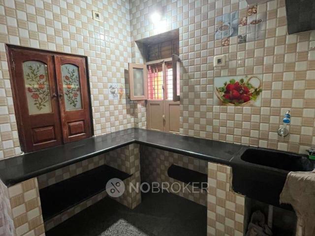 2 BHK House for Lease In Cottonpete