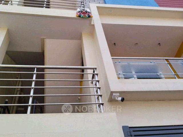 2 BHK House for Lease In Laggere