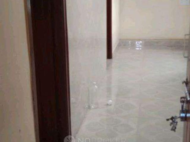 2 BHK House for Lease In M. R. Matriculation Higher Secondary School