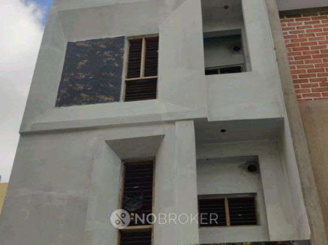 2 BHK House for Lease In Naagarabhaavi