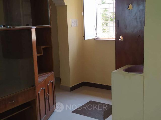 2 BHK House for Lease In Nanganallur