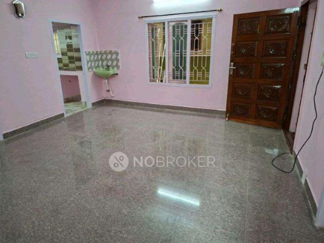 2 BHK House for Lease In Seven Wells