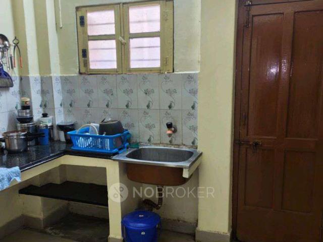 2 BHK House for Lease In Shenoy Nagar