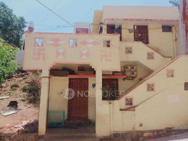 2 BHK House for Lease In Srinivaspura