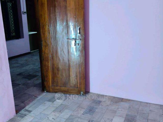 2 BHK House for Lease In Pattalam, Choolai
