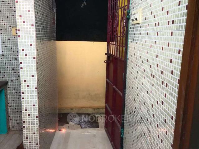2 BHK House for Lease In Redhills
