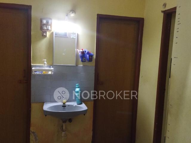 2 BHK House for Lease In Thiruvanmiyur