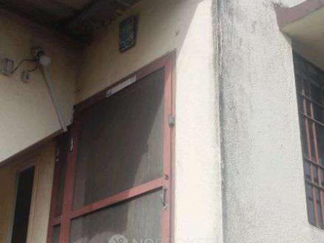 2 BHK House For Sale In Vandalur Railway Station Gate