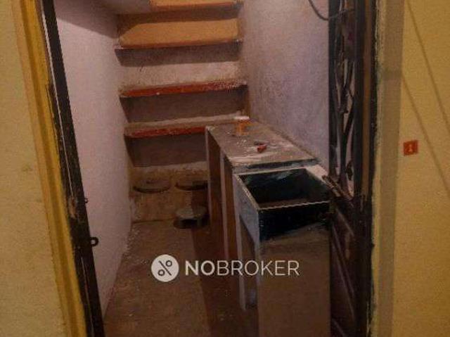 2 BHK House For Sale In Ghansi Bazar
