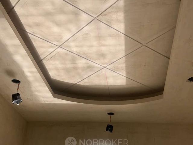 2 BHK Flat For Sale In Hari Nagar