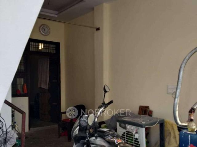 2 BHK House For Sale In Sadullapur