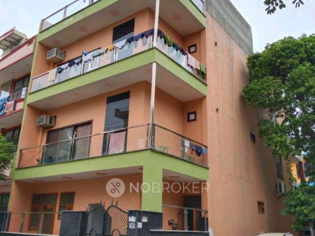 2 BHK House For Sale In Sector 36, Rho I