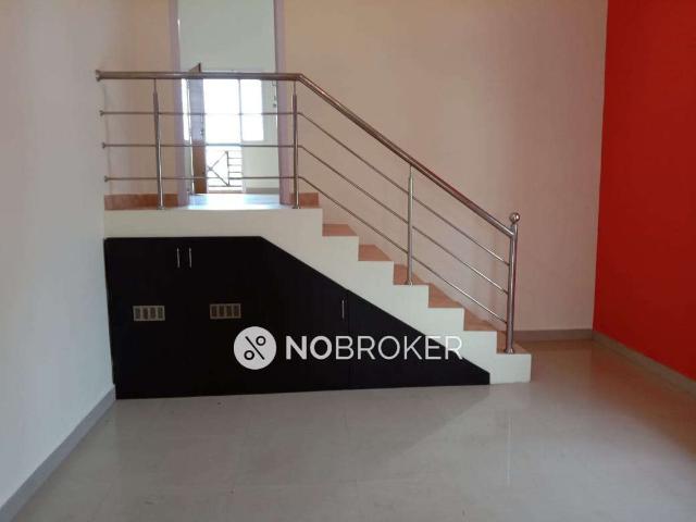 2 BHK House For Sale In Selaiyur