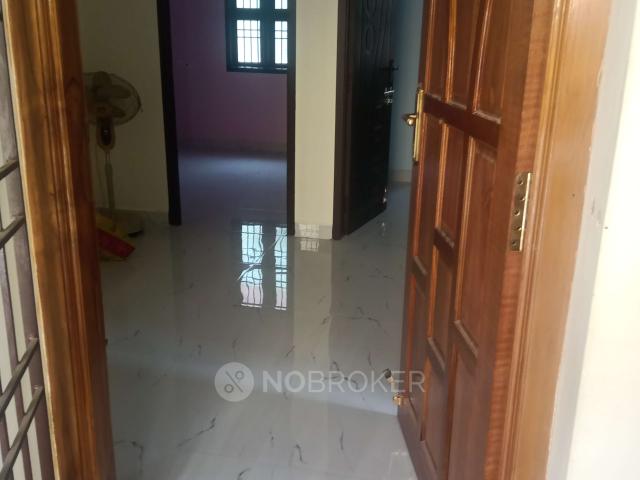 2 BHK House for Rent In 7, 4th Street