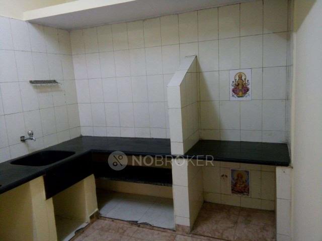 2 BHK House for Rent In 82, Shanthi Avenue