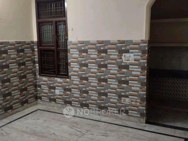 2 BHK House for Rent In 9, Sector 5 Chowk, Sheetla Colony P