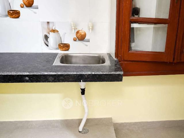 2 BHK House for Rent In 1752, New Vijay Nagar, Mirzapur, Pr