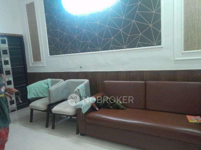 2 BHK House for Rent In 22 Feet Road
