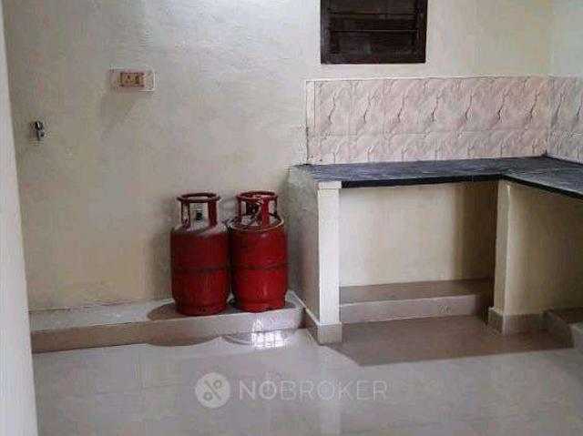 2 BHK House for Rent In Thoraipakkam