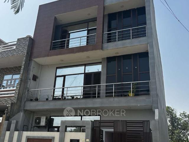 2 BHK House for Rent In Trans Delhi Signature City