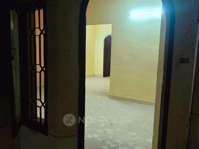 2 BHK House for Rent In Velachery