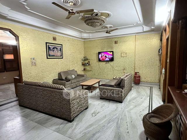 2 BHK House for Rent In Vikaspuri