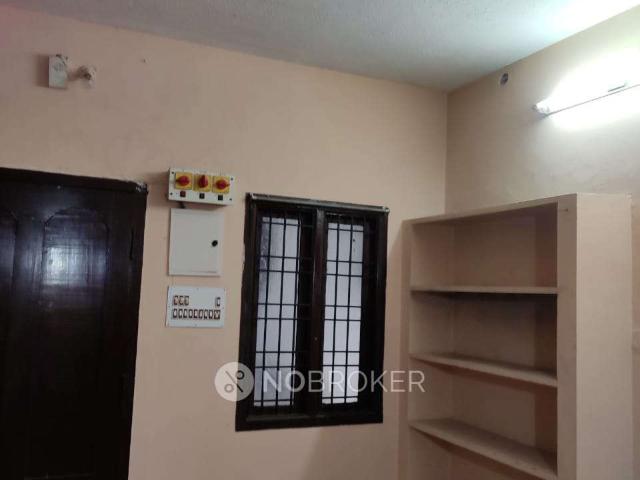 2 BHK House for Rent In West Velachery
