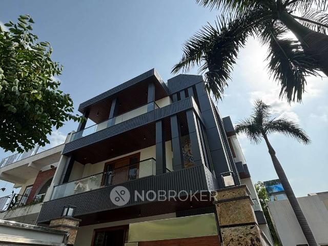 2 BHK House for Rent In Advocate Colony