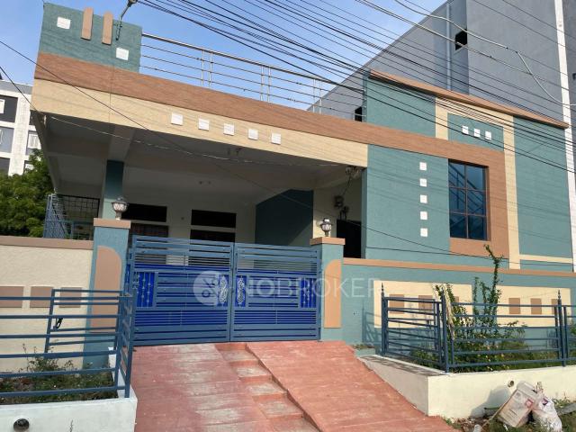 2 BHK House for Rent In Ameenpur