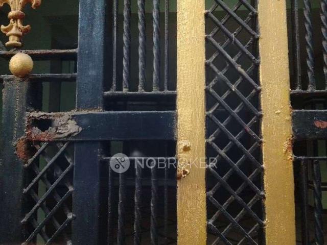 2 BHK House for Rent In Ameenpur