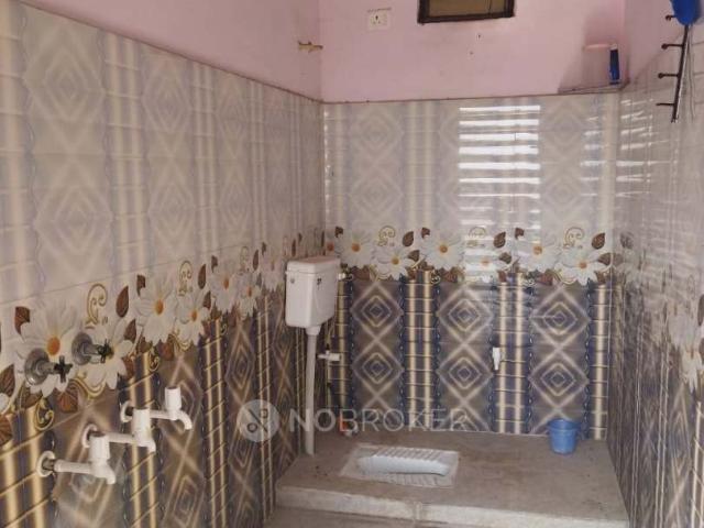 2 BHK House for Rent In Badarpur